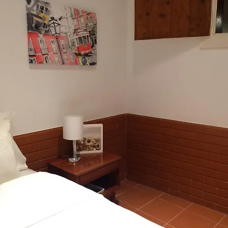 Lis Europa Lx Alcantara Homestay *